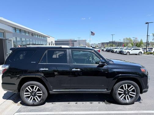 Midnight Black Metallic 2019 Toyota 4Runner Limited