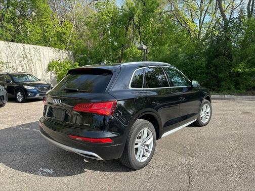 Brilliant Black 2020 Audi Q5 45 Premium