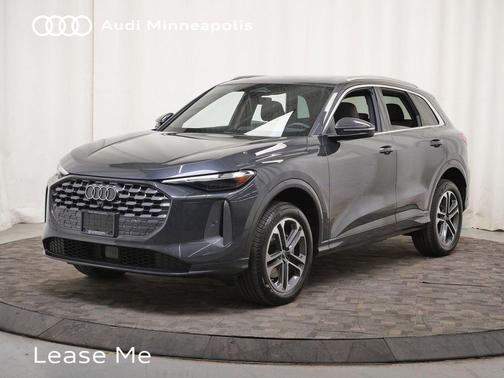 Tambora Gray Metallic 2025 Audi Q5 Premium TFSI quattro S tronic