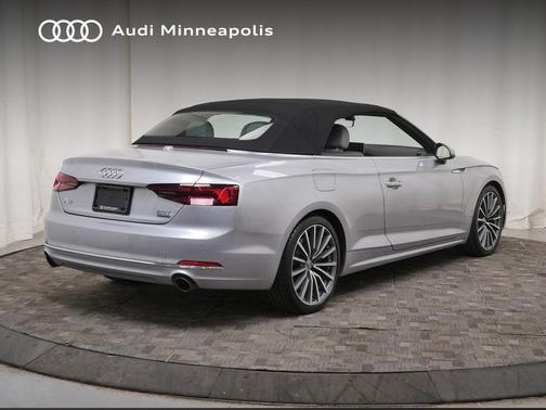 Florett Silver Metallic/Black Roof 2018 Audi A5 2.0T Premium Plus