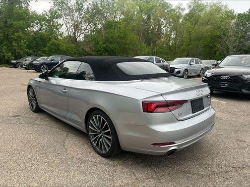 Florett Silver Metallic/Black Roof 2018 Audi A5 2.0T Premium Plus