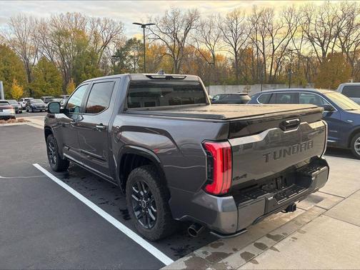 2024 Toyota Tundra Hybrid Platinum