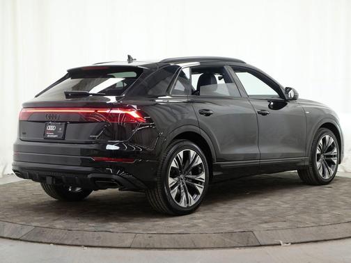 2026 Audi Q8 55 Premium Plus