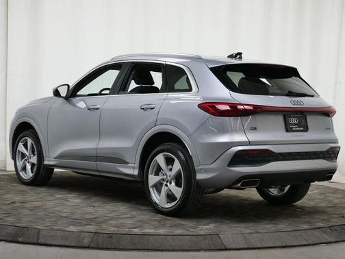 2025 Audi Q5 Premium Plus TFSI quattro S tronic