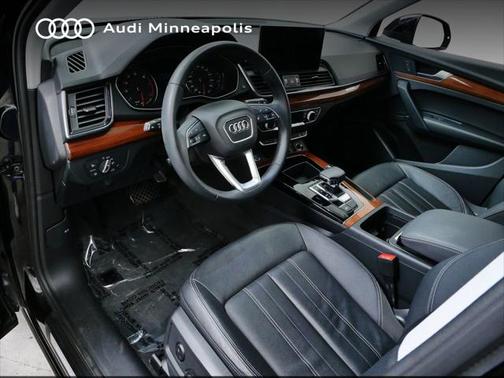 2022 Audi Q5 45 S line Premium