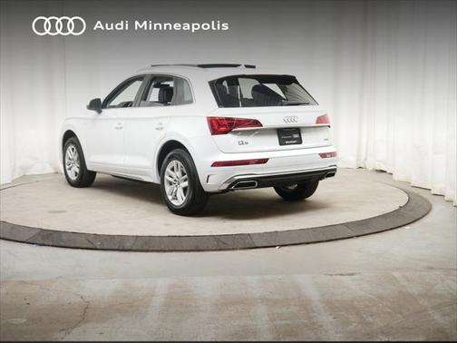 2024 Audi Q5 45 S line Premium