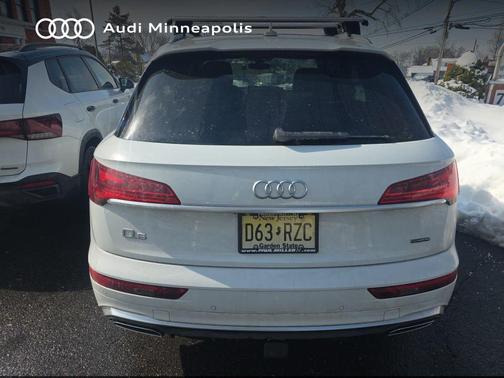 2023 Audi Q5 45 S line Premium Plus