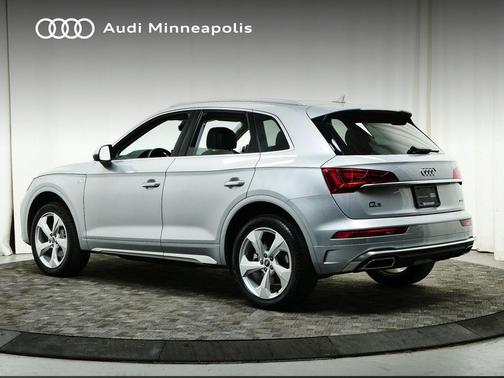 2025 Audi Q5 45 S line Premium Plus