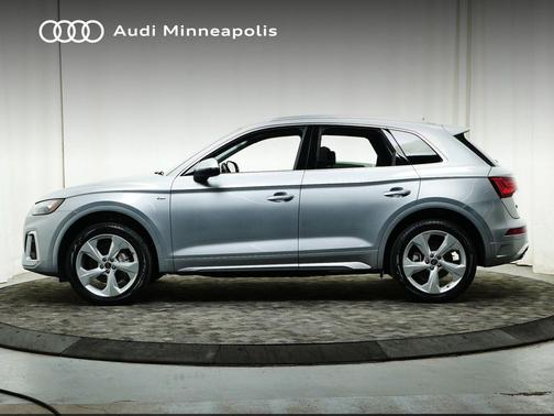 2025 Audi Q5 45 S line Premium Plus