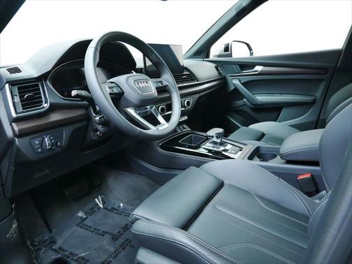 2025 Audi Q5 45 S line Premium Plus