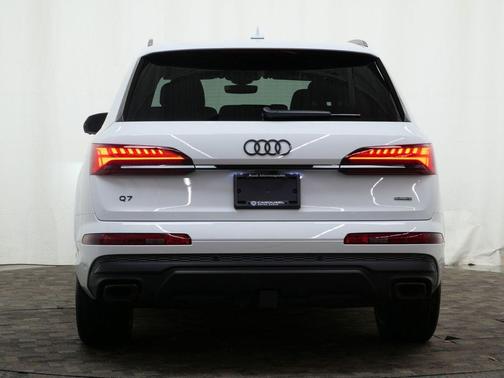 2026 Audi Q7 55 Premium Plus