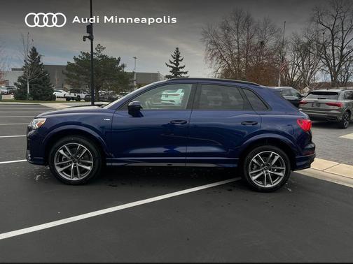 2025 Audi Q3 Premium 45 TFSI S line quattro Tiptronic