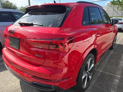 2021 Audi Q3 45 S line Premium