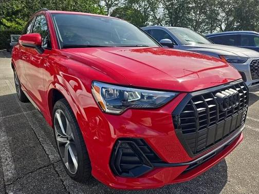 2021 Audi Q3 45 S line Premium