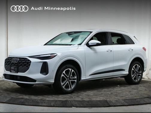 2025 Audi Q5 Premium Plus