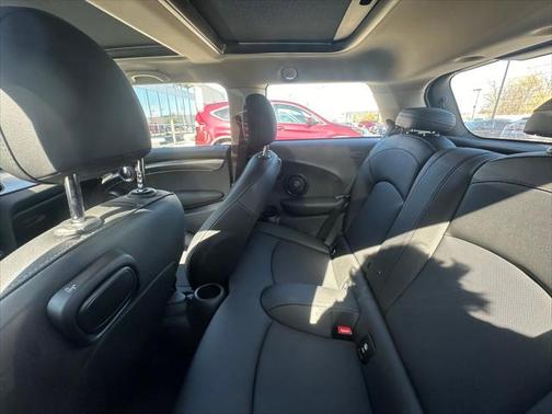 2023 MINI Hardtop Cooper