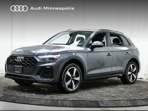 2023 Audi Q5 45 S line Premium Plus