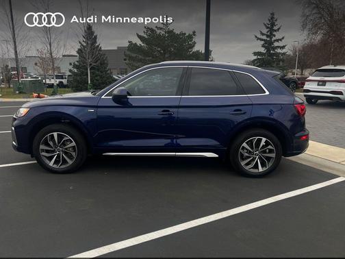 2023 Audi Q5 45 S line Premium