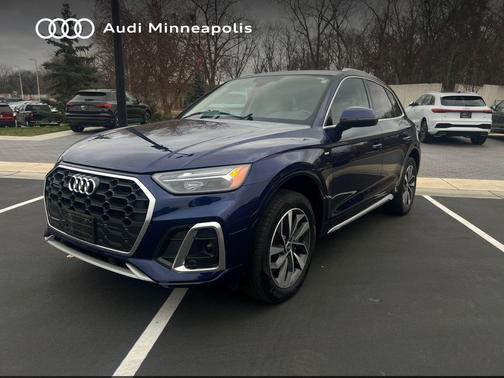 2023 Audi Q5 45 S line Premium