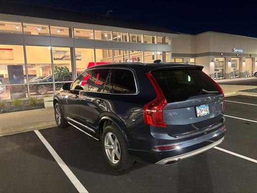 2018 Volvo XC90 T6 Inscription