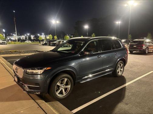 2018 Volvo XC90 T6 Inscription