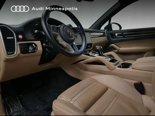 2019 Porsche Cayenne Cayenne