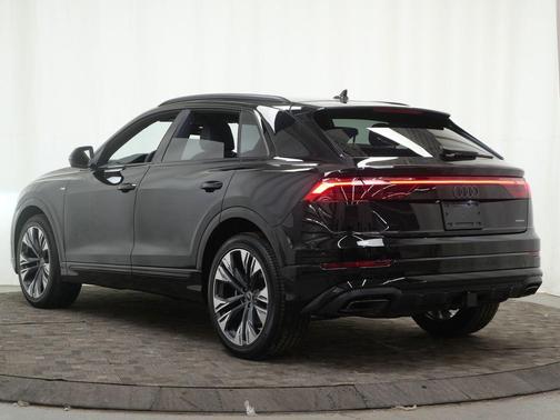 2026 Audi Q8 55 Premium Plus