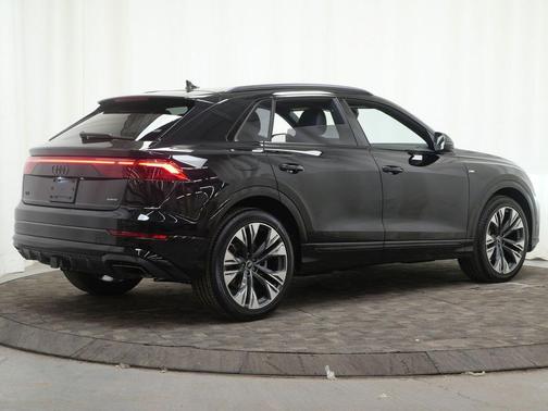 2026 Audi Q8 55 Premium Plus