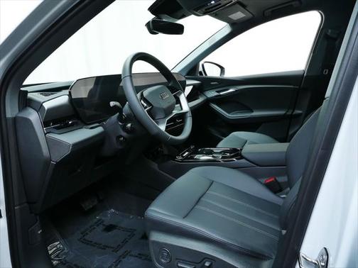 2025 Audi Q6 e-tron Premium Plus quattro