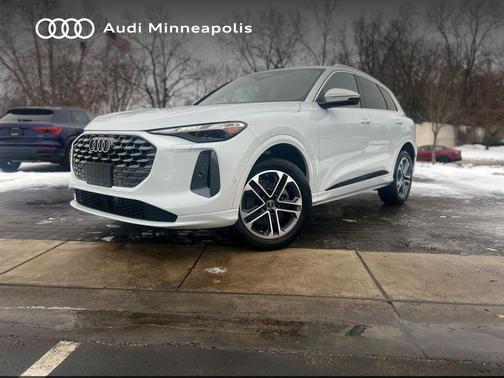 2025 Audi Q5 Premium TFSI quattro S tronic