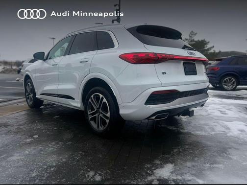 2025 Audi Q5 Premium TFSI quattro S tronic
