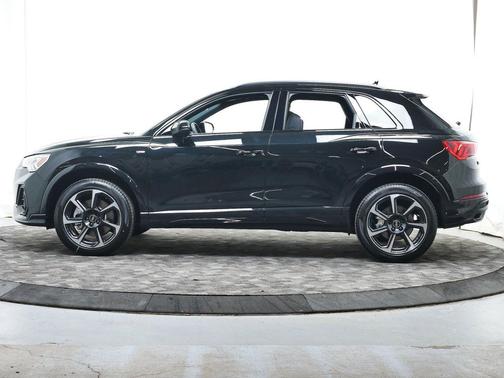 2025 Audi Q3 45 S line Premium Plus