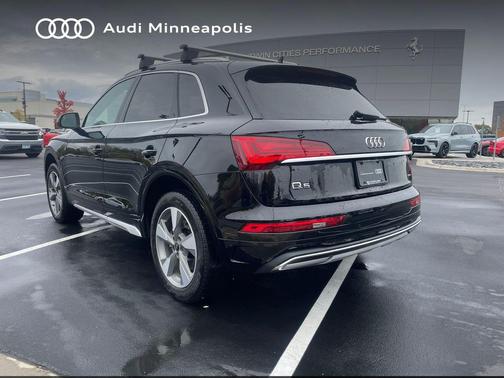 2023 Audi Q5 40 Premium Plus