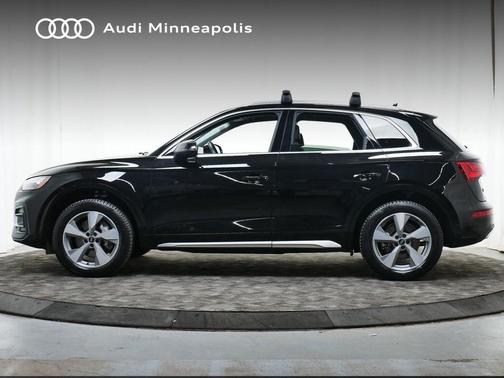 2023 Audi Q5 40 Premium Plus