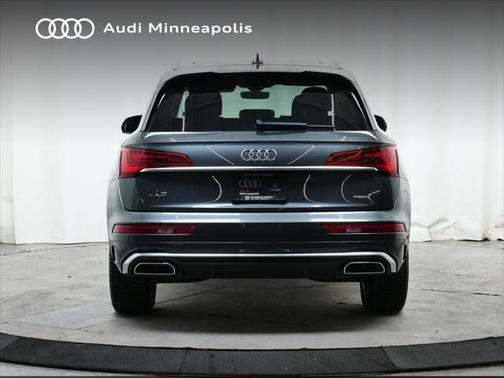 2022 Audi Q5 45 S line Premium
