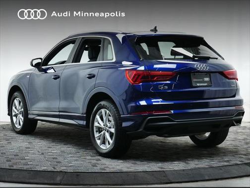 2024 Audi Q3 Premium 45 TFSI S line quattro Tiptronic