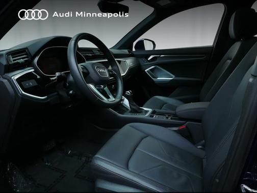 2024 Audi Q3 Premium 45 TFSI S line quattro Tiptronic
