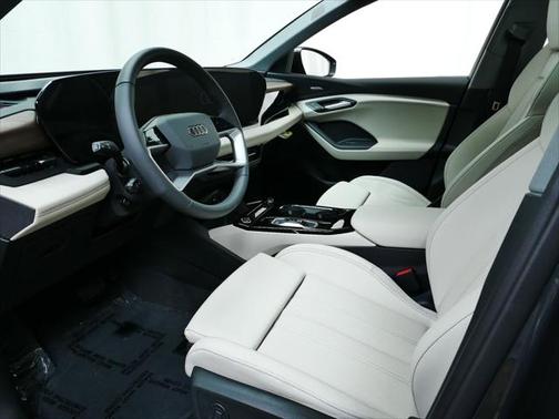 2025 Audi Q6 e-tron Premium Plus quattro