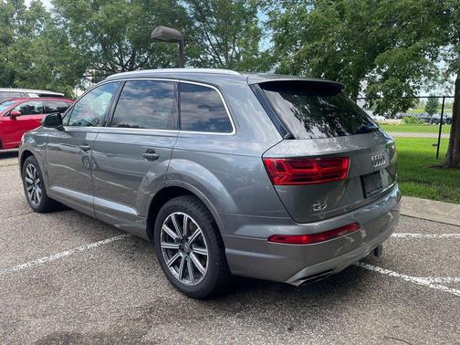 2017 Audi Q7 3.0T Prestige