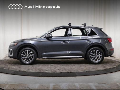 Daytona Gray Pearl Effect 2023 Audi Q5 45 S line Premium Plus