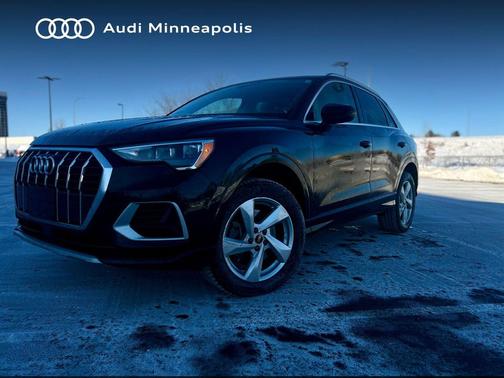 2022 Audi Q3 40 Premium