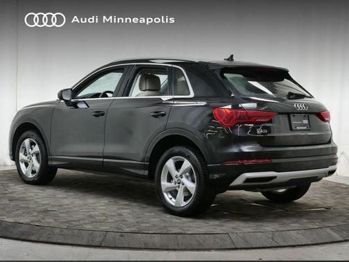 2022 Audi Q3 40 Premium