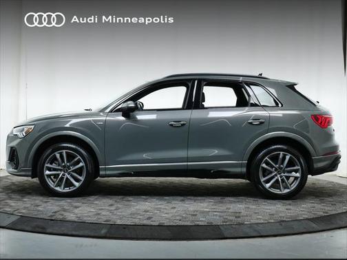 2024 Audi Q3 Premium 45 TFSI S line quattro Tiptronic