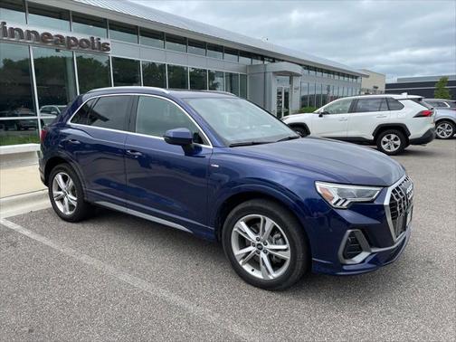 2023 Audi Q3 45 S line Premium Plus