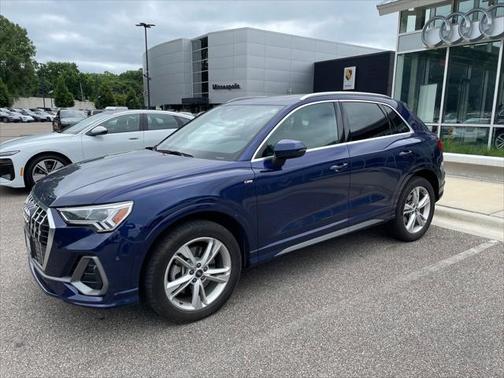 2023 Audi Q3 45 S line Premium Plus