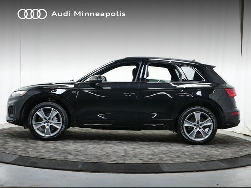 2025 Audi Q5 45 S line Premium
