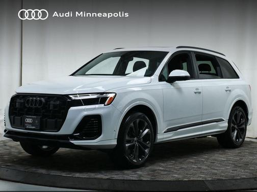 2025 Audi Q7 55 Premium Plus