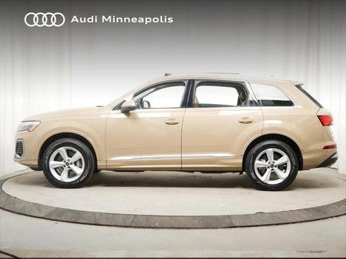 2025 Audi Q7 45 Premium