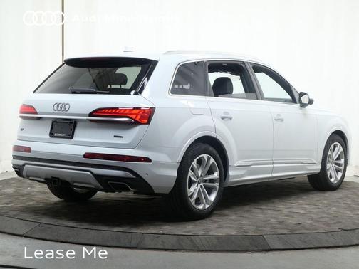 2026 Audi Q7 55 Premium Plus