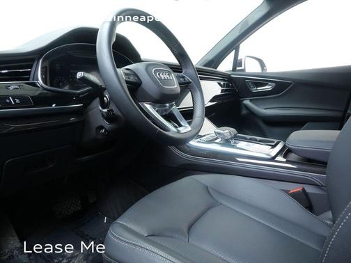 2026 Audi Q7 55 Premium Plus
